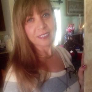 Meet your Posher, Afaf